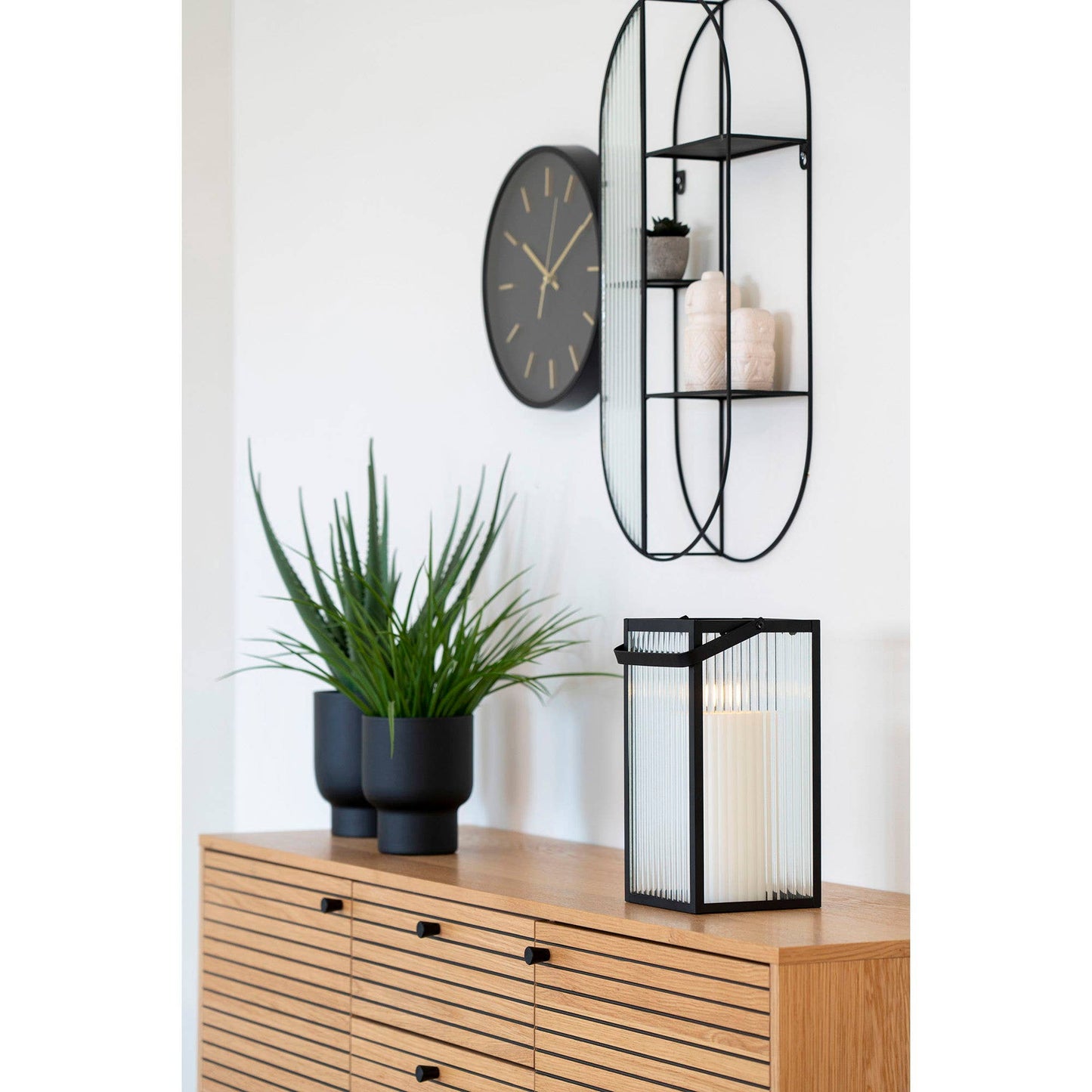 Almonte - Lantern. Metal/Glass. Black.: No assembly required / Black, Clear