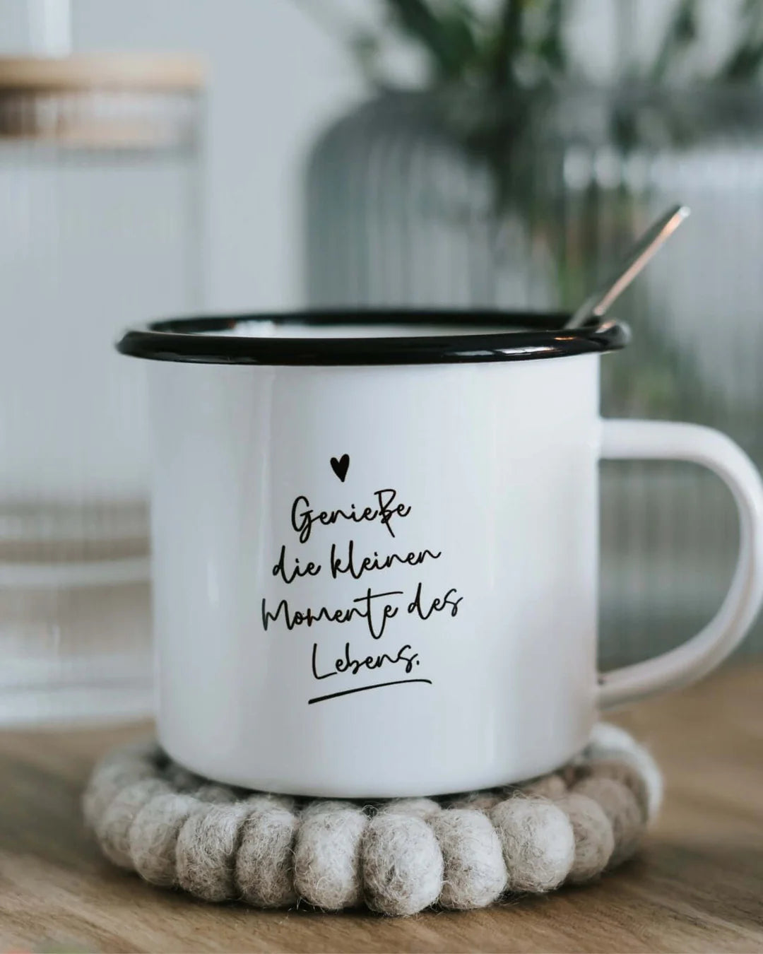 Emaille-Tasse - Kleine Momente - 300 ml