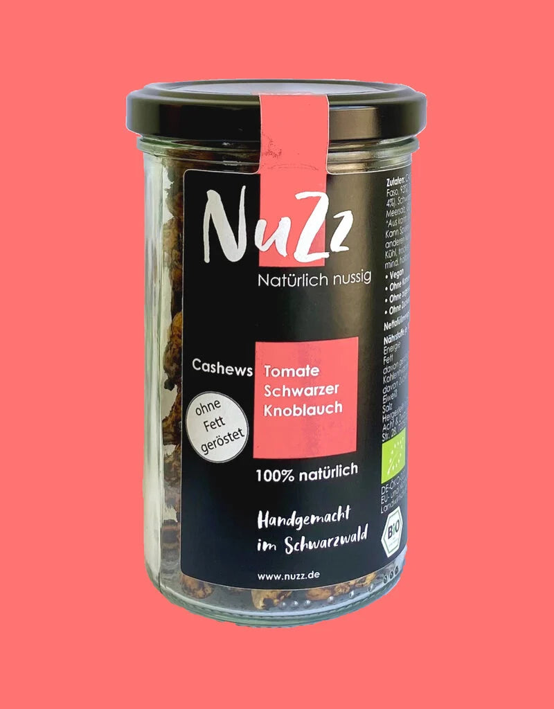 Geröstete Bio-Cashews mit Schwarzem Knoblauch und Tomate