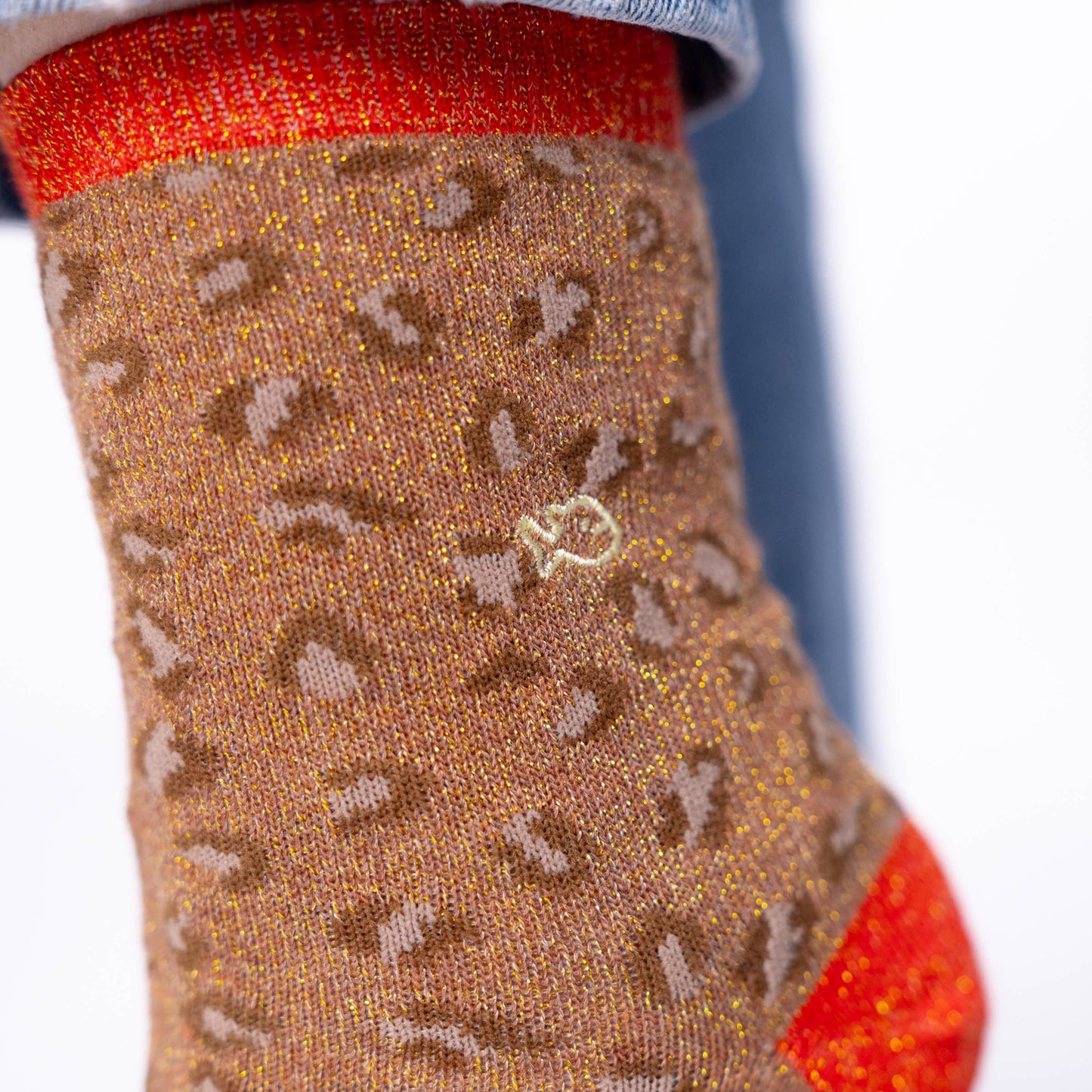 Brown-orange leopard socks made of combed cotton