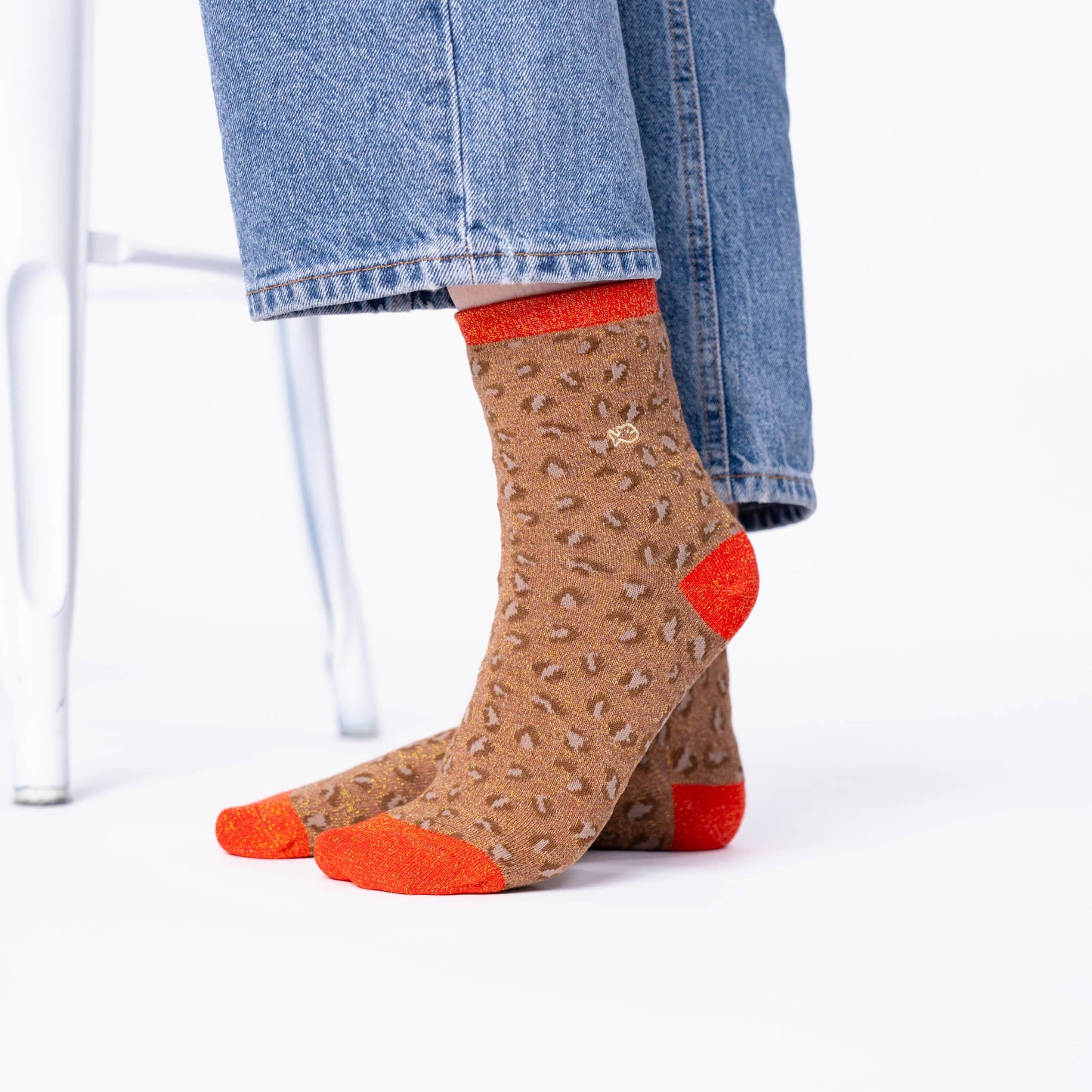 Brown-orange leopard socks made of combed cotton