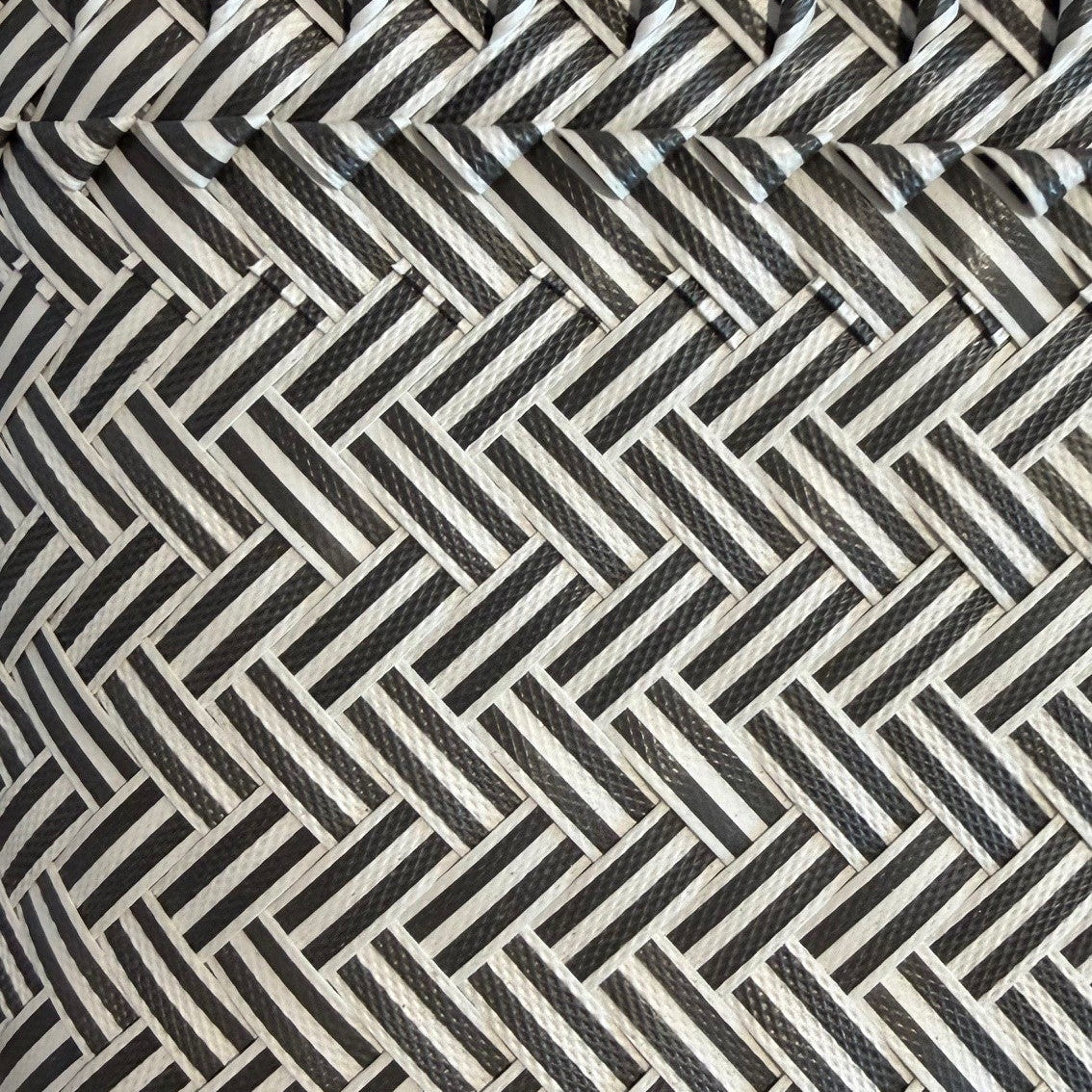Shopping Basket - Woven Design in Black & White